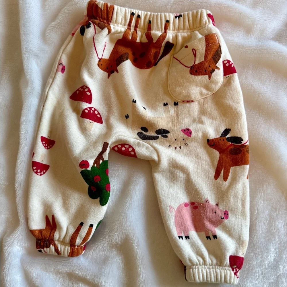 Old Navy Cream Baby Matching Sweats with Animal Print - Picture 4 of 5